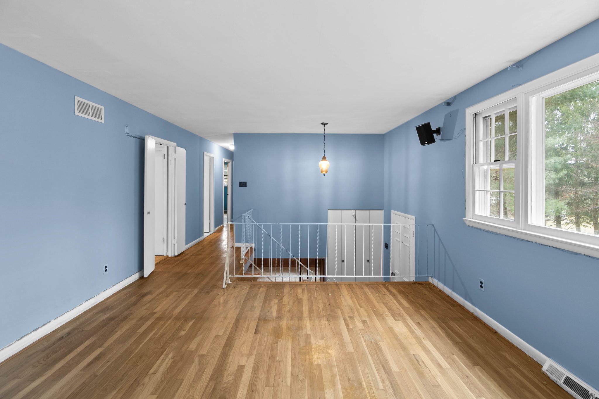 living room-4