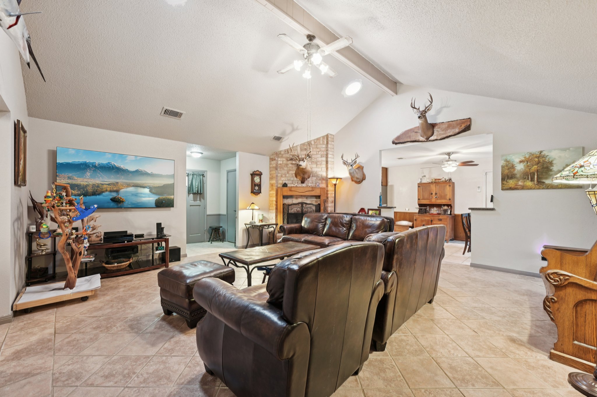 Diane St-S2411-010.jpg