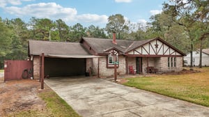 Diane St-S2411-002.jpg