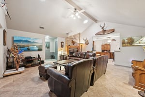 Diane St-S2411-010.jpg