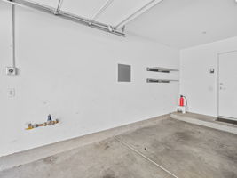  Photo 37