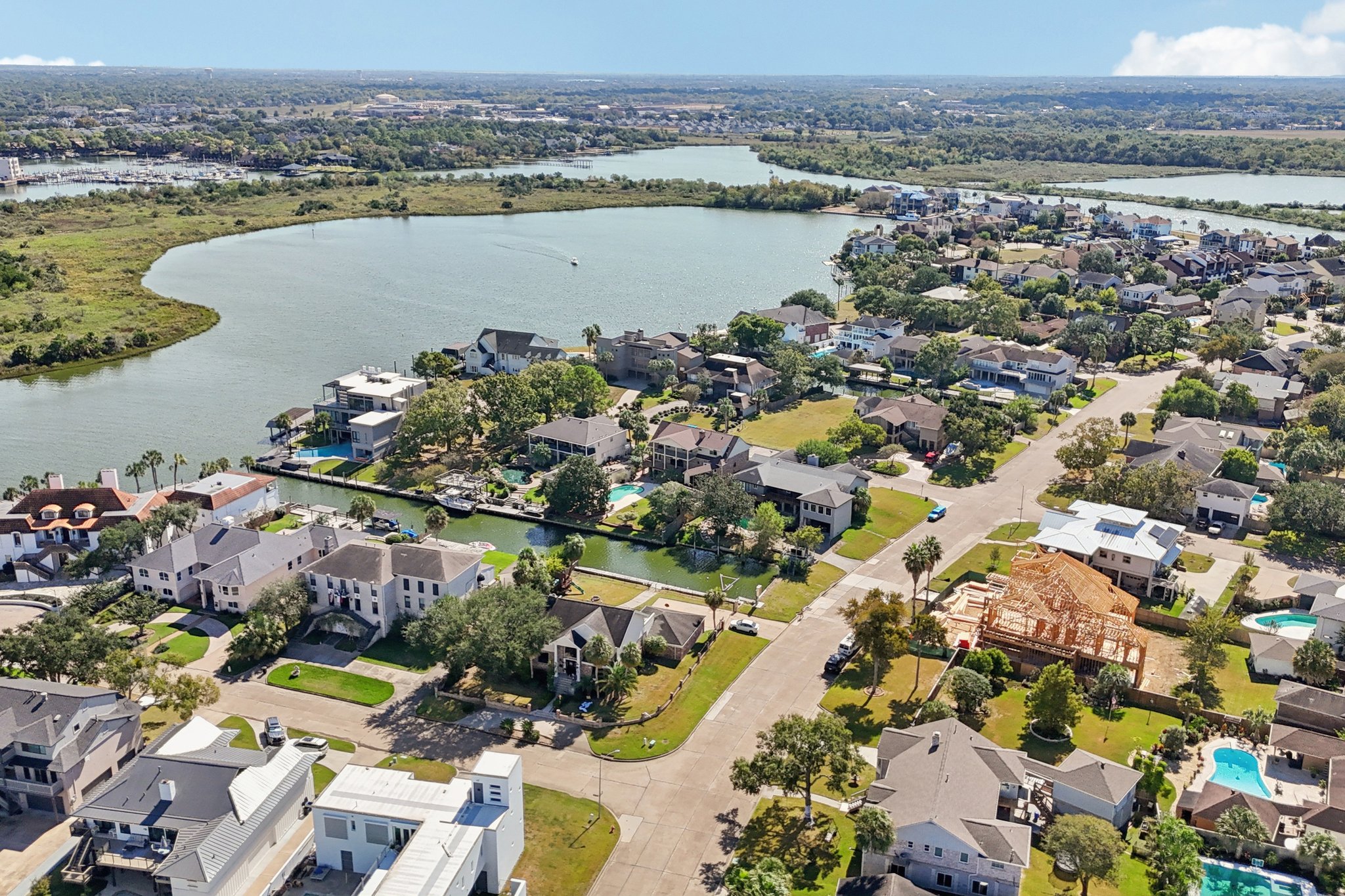 Port Royal Dr-L3010-059.jpg