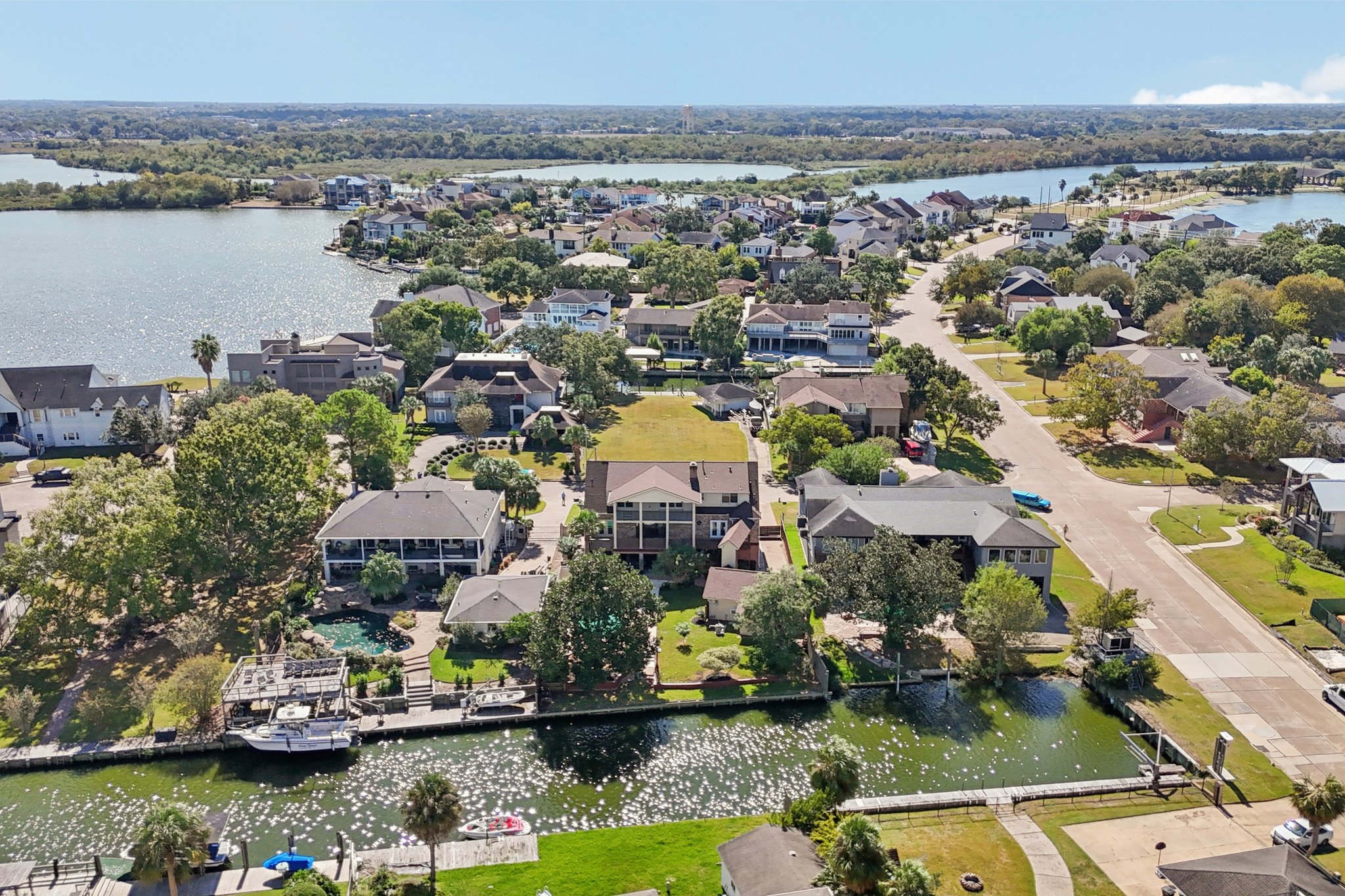 Port Royal Dr-L3010-057r.jpg