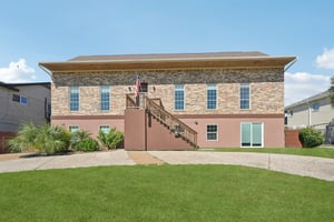Port Royal Dr-L3010-001.jpg