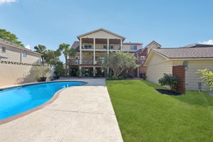 Port Royal Dr-L3010-039r.jpg