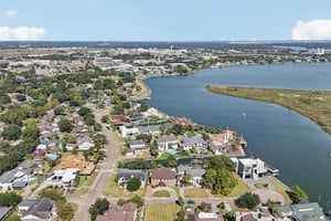 Port Royal Dr-L3010-048r.jpg