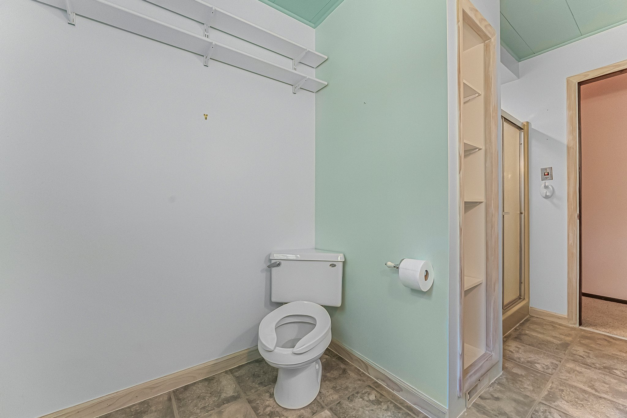  Photo 31