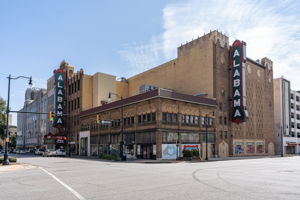 Photo 32