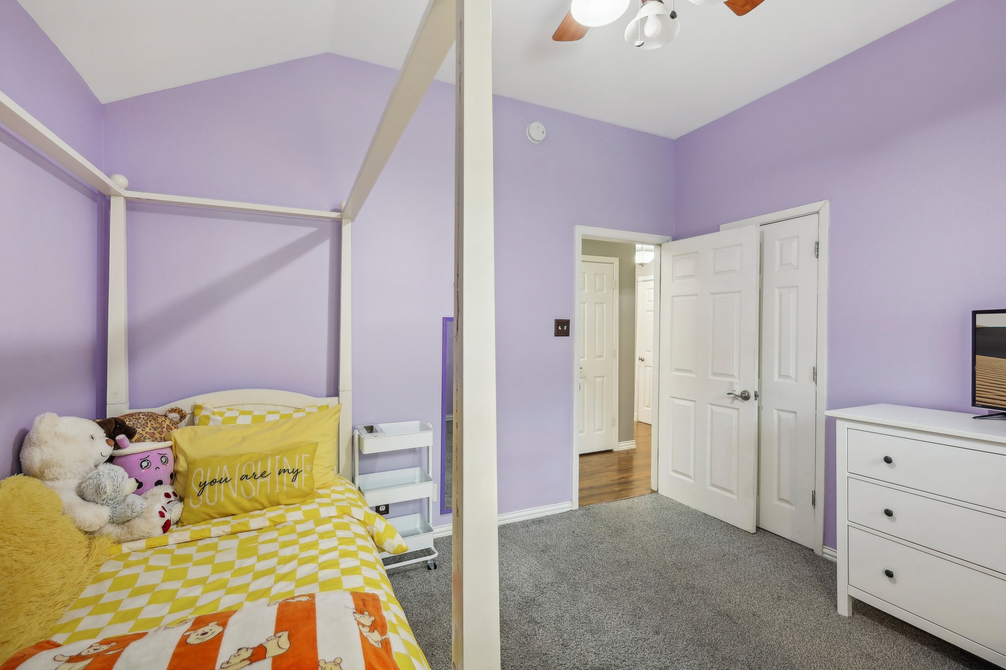 N Meadow Way Cir-029.jpg