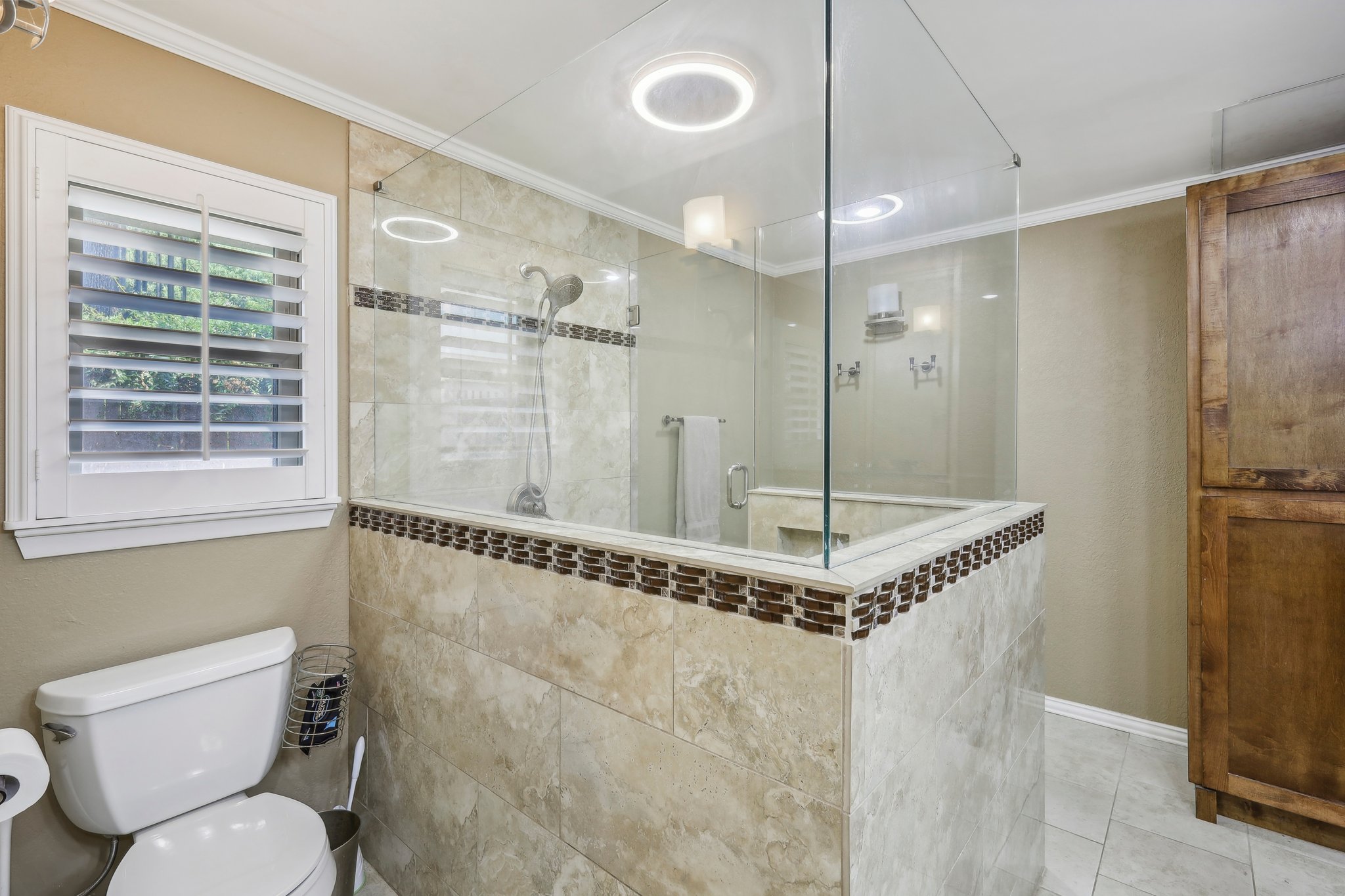 N Meadow Way Cir-037.jpg
