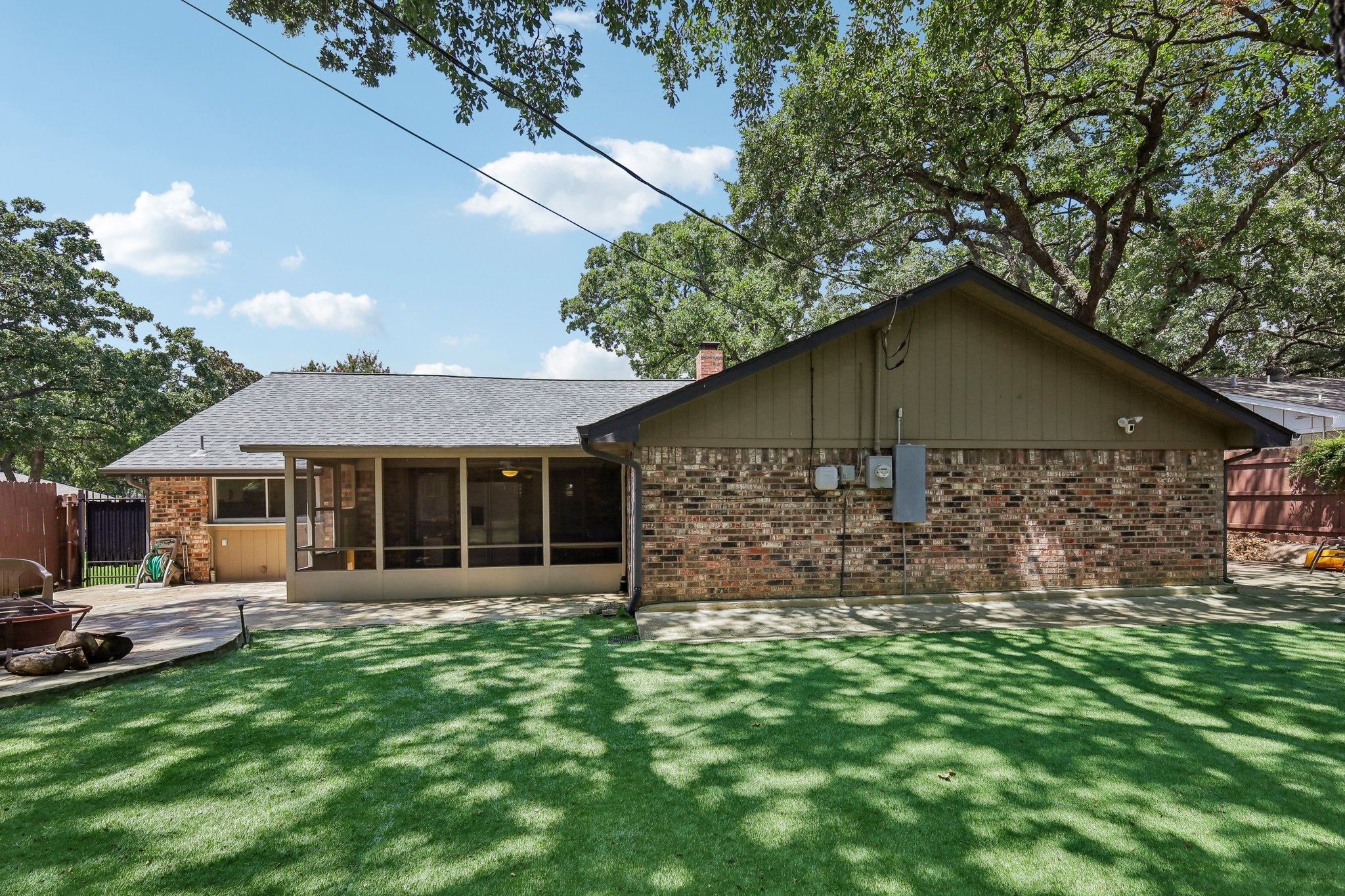 N Meadow Way Cir-046.jpg