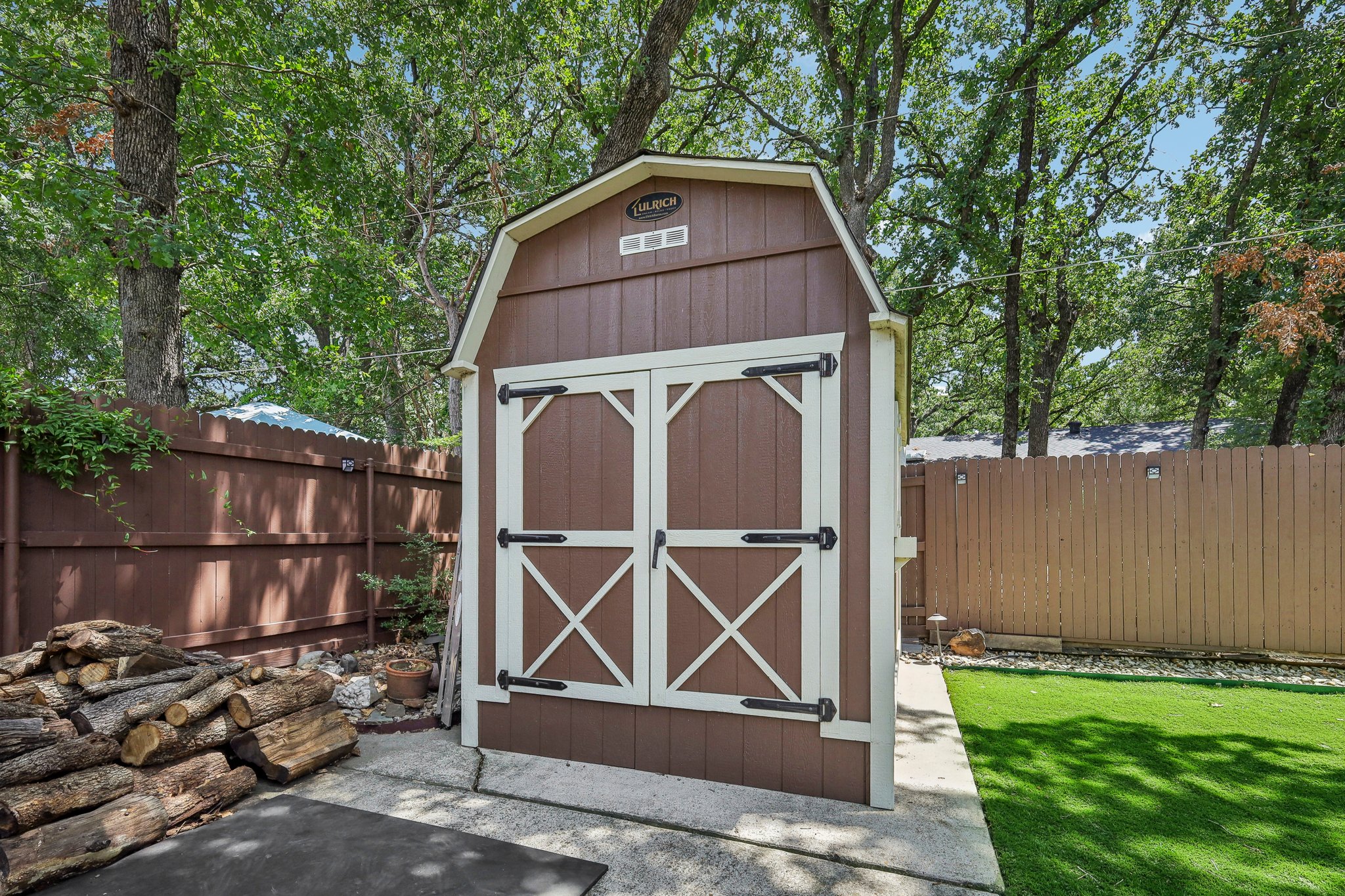 N Meadow Way Cir-049.jpg