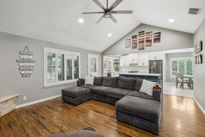 N Meadow Way Cir-007.jpg