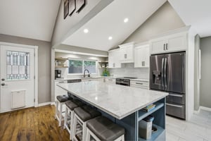 N Meadow Way Cir-009.jpg