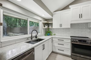 N Meadow Way Cir-015.jpg