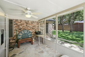 N Meadow Way Cir-041.jpg