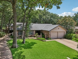 N Meadow Way Cir-052.jpg