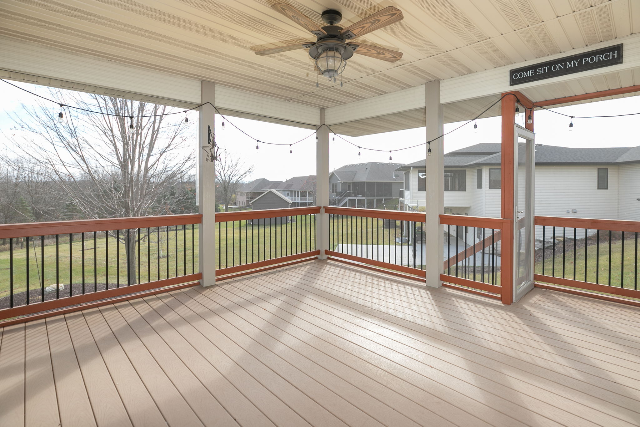 18-Screened Porch