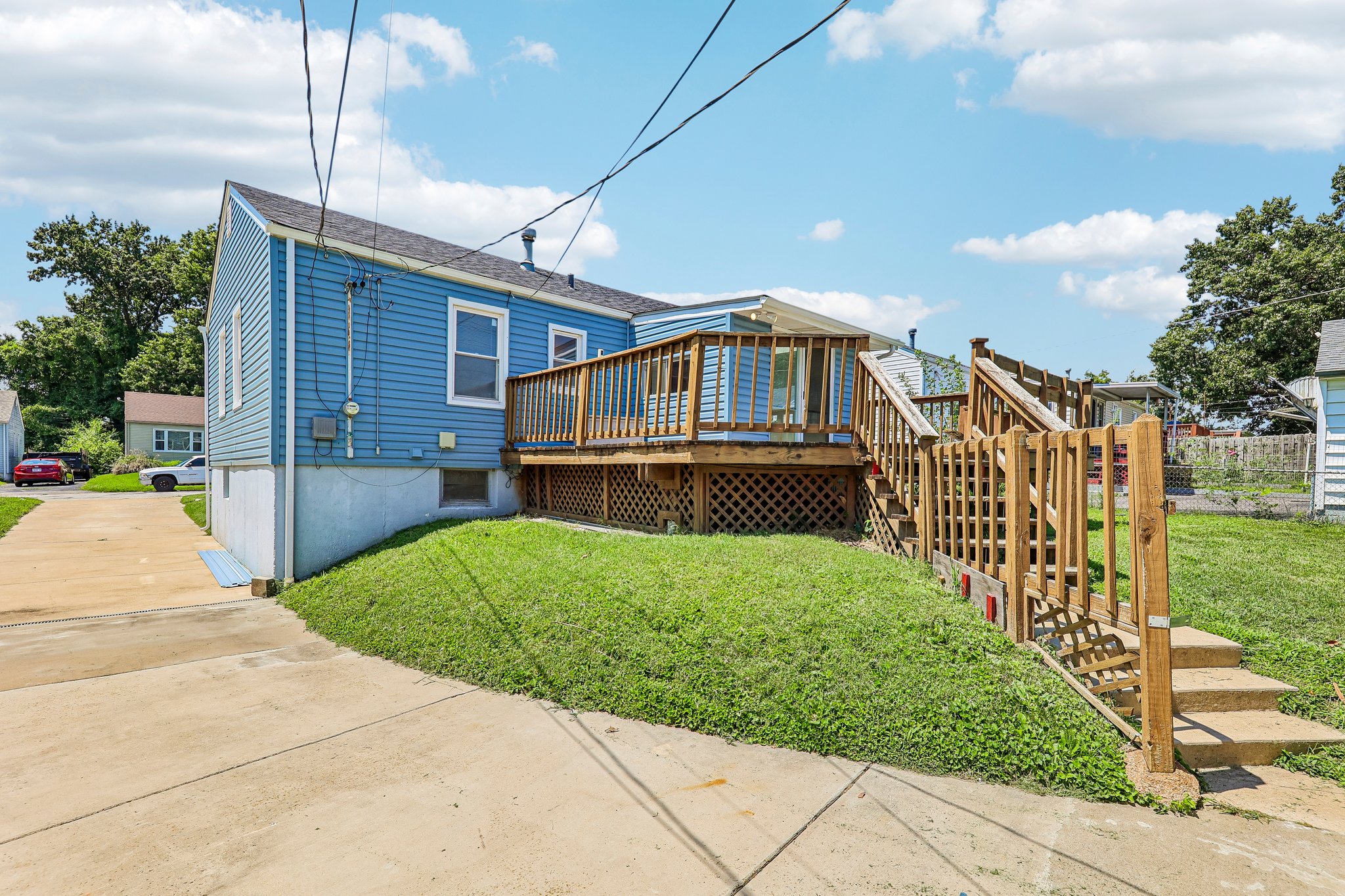 2008 Wismer Ave-S1407-032.jpg