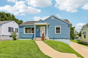 2008 Wismer Ave-S1407-002.jpg