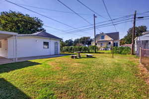  Photo 40