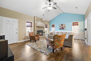 2009 Elder Way, Round Rock, TX 78664, USA Photo 4