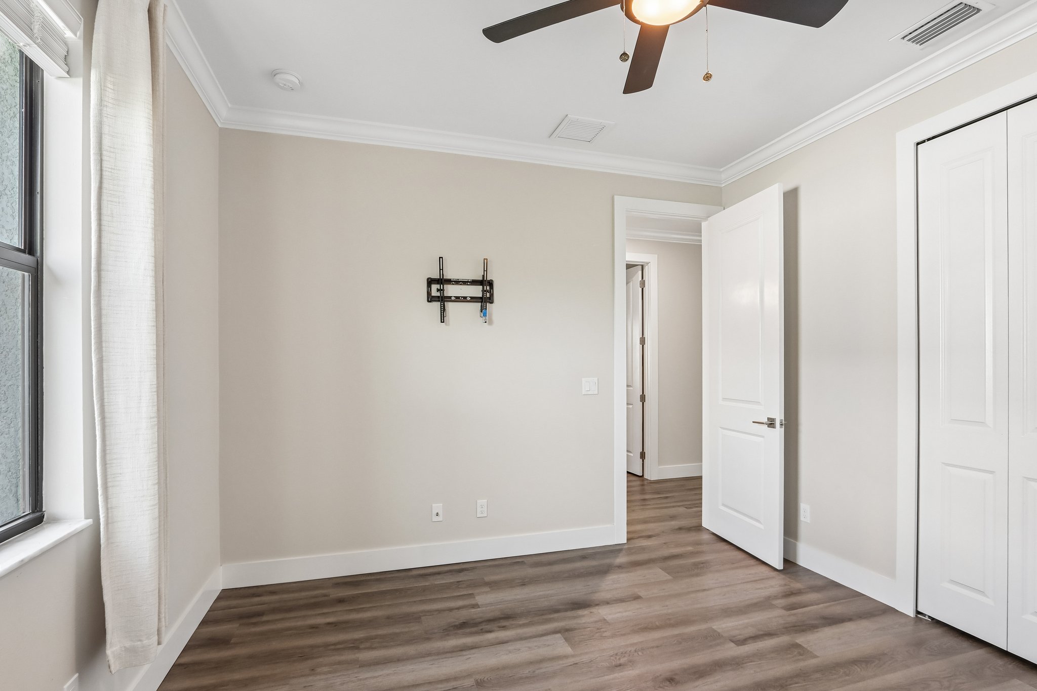 Savona Pkwy W-S2805-017.jpg