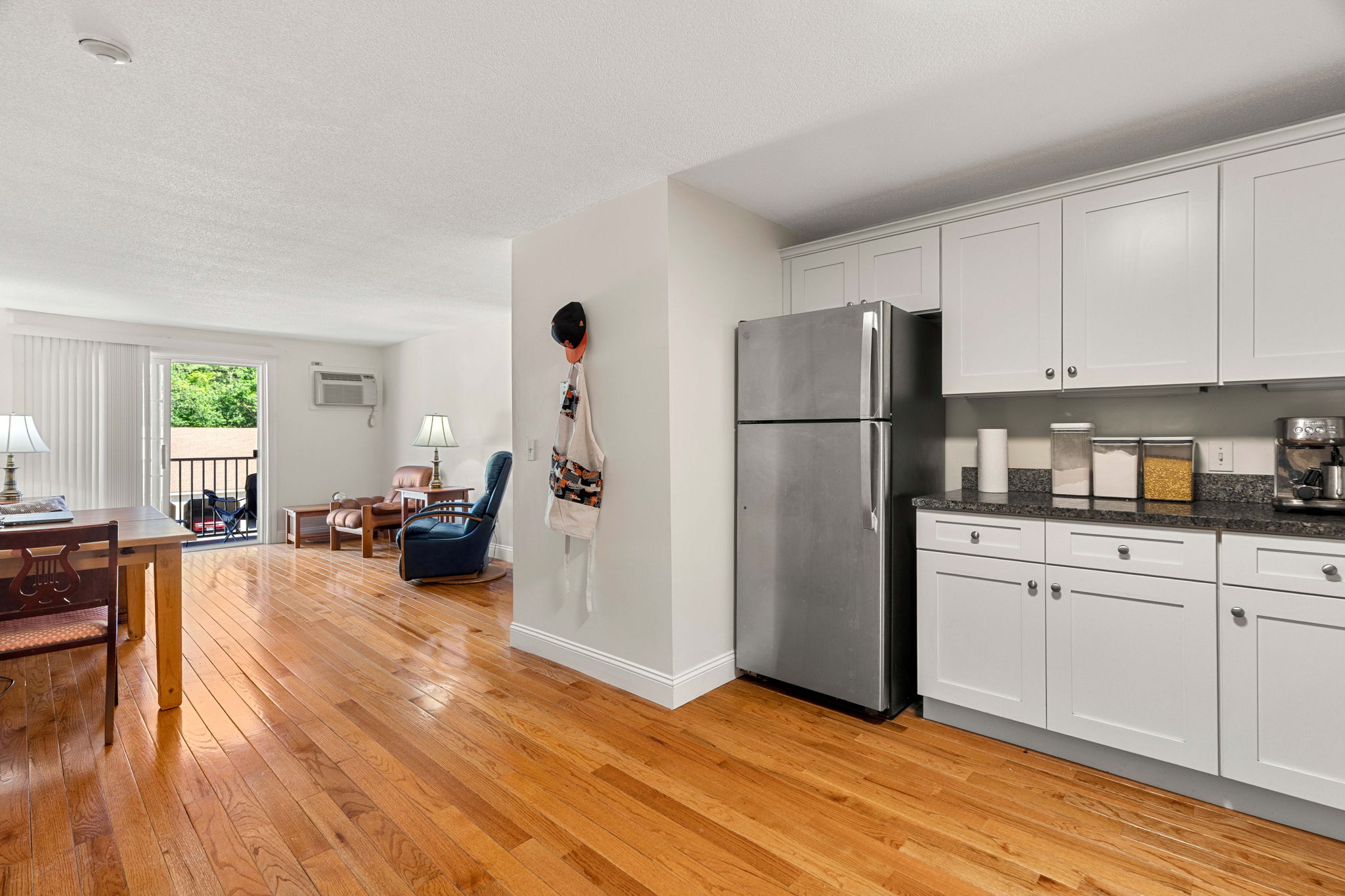2009 White Cedar Blvd, Portsmouth, NH 03801, USA Photo 12