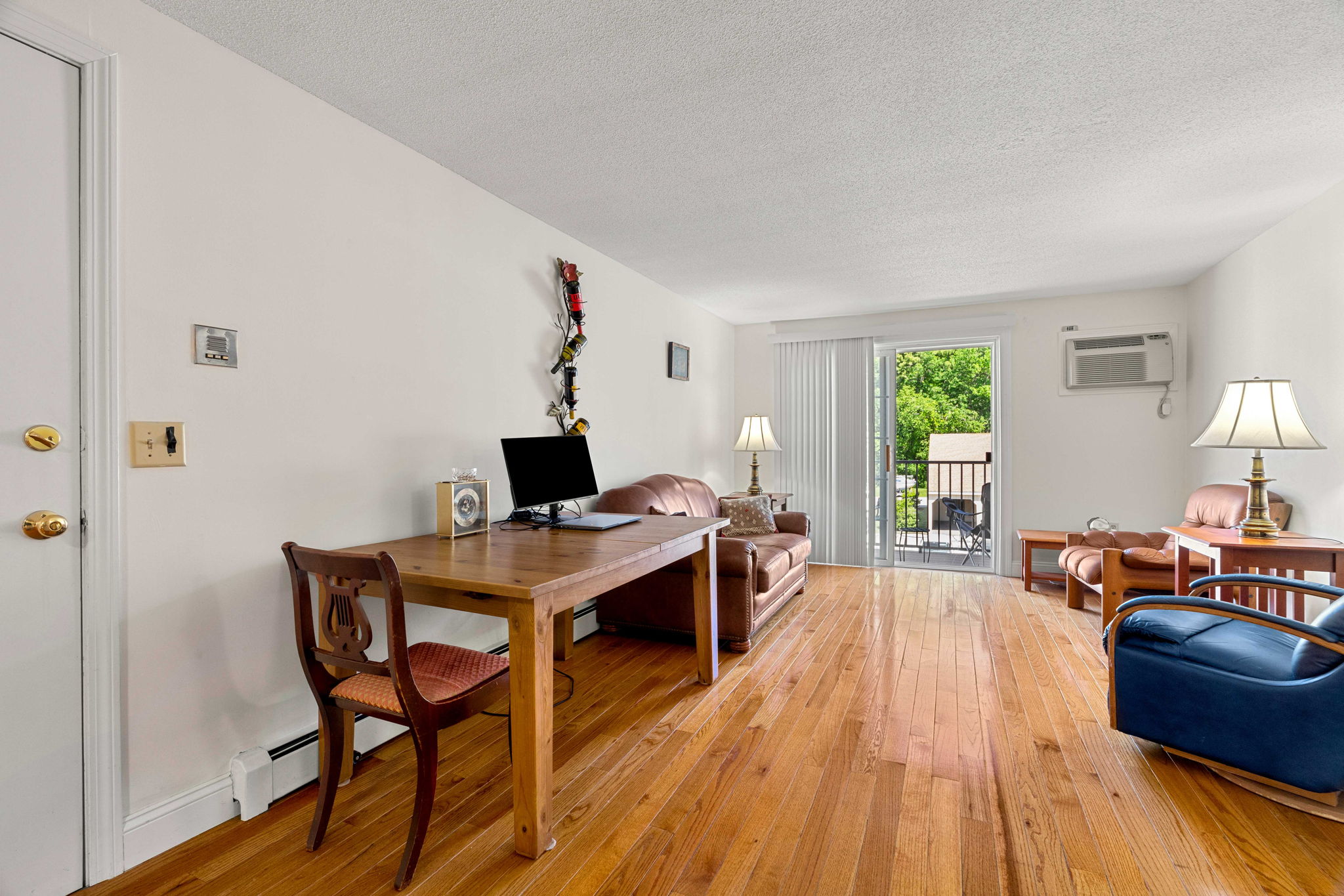 2009 White Cedar Blvd, Portsmouth, NH 03801, USA Photo 14