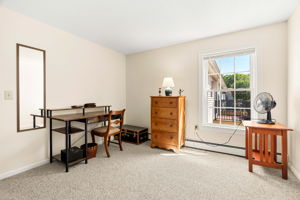 2009 White Cedar Blvd, Portsmouth, NH 03801, USA Photo 6
