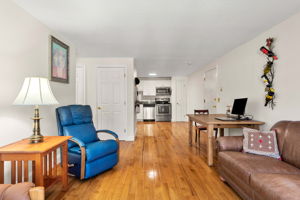 2009 White Cedar Blvd, Portsmouth, NH 03801, USA Photo 14