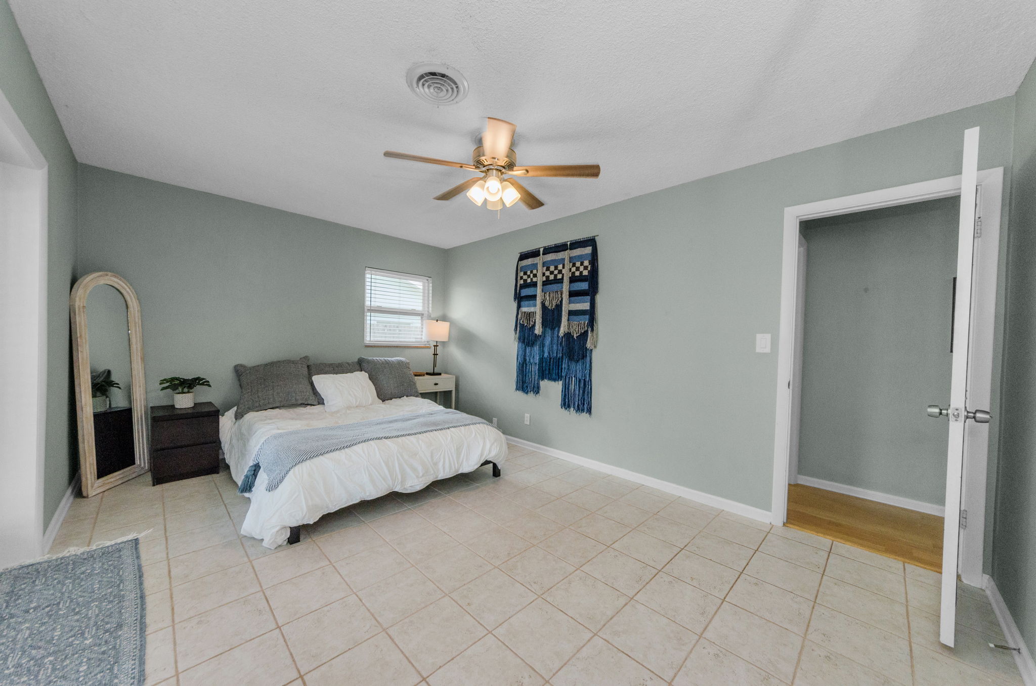 Bedroom 2c