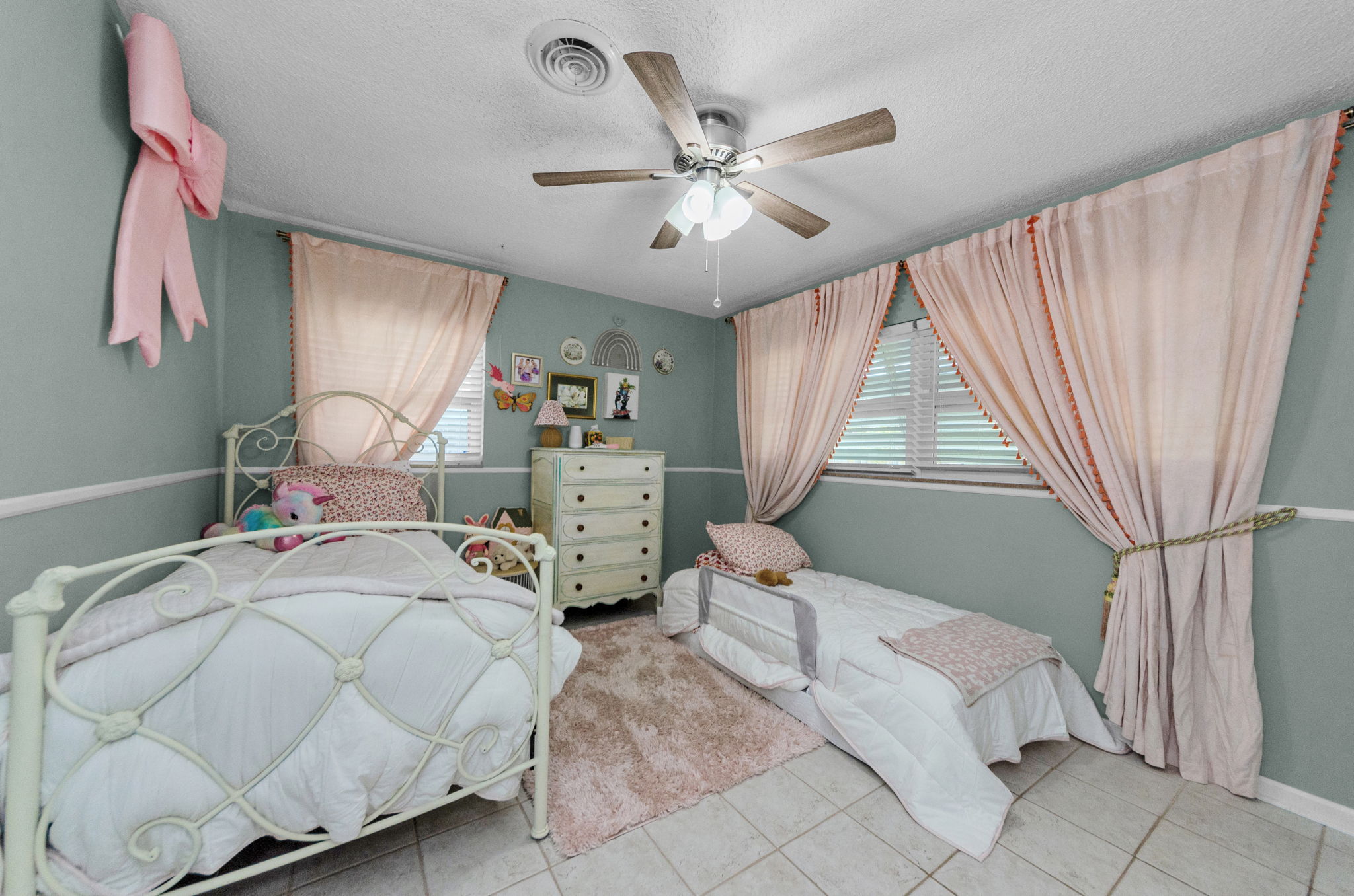 Primary Bedroom 1a