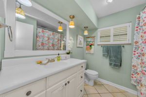 Bathroom 2a