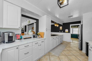 Kitchen 6