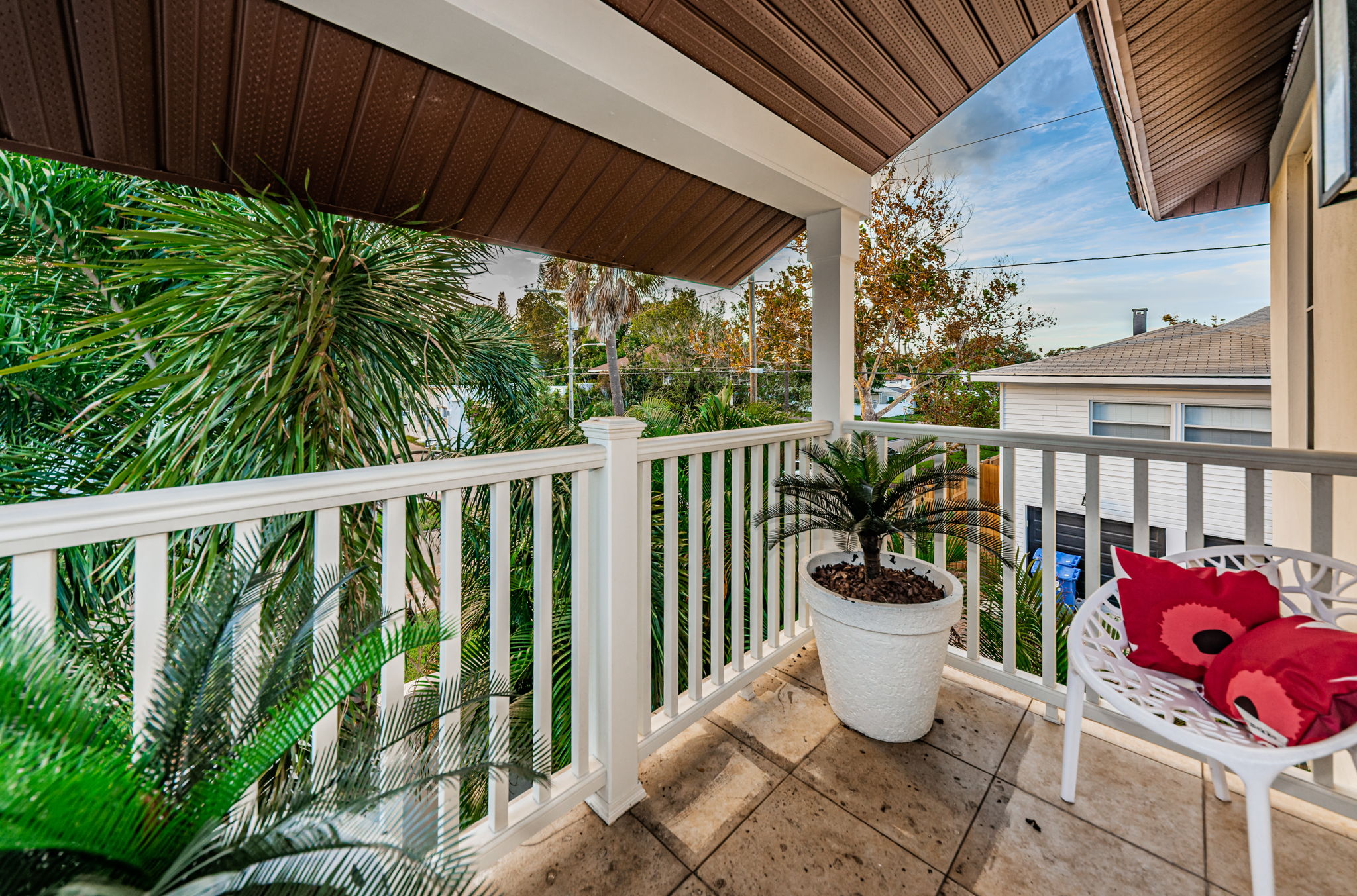 Upper Level Master Bedroom Balcony1a