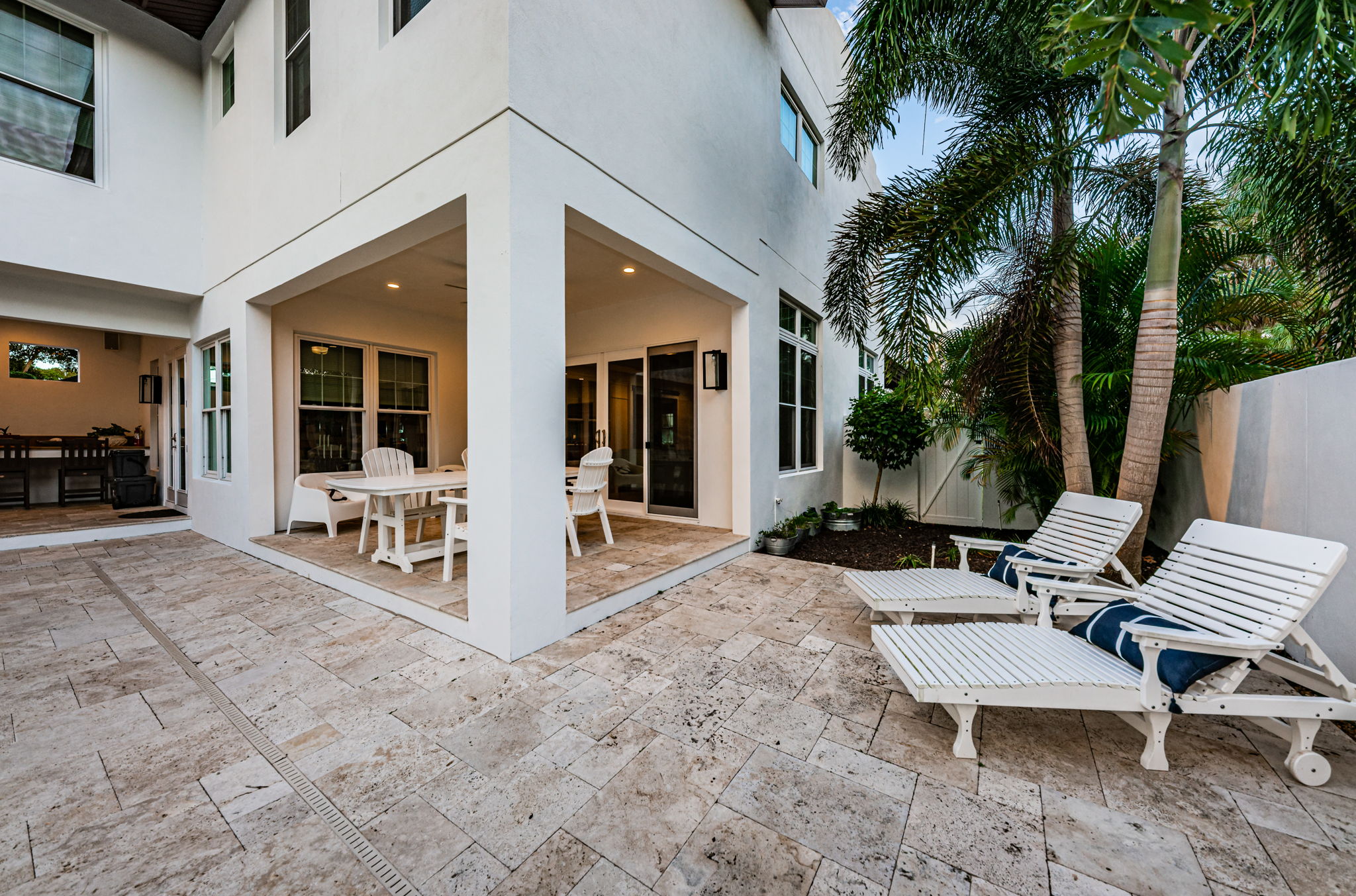 Patio1-4