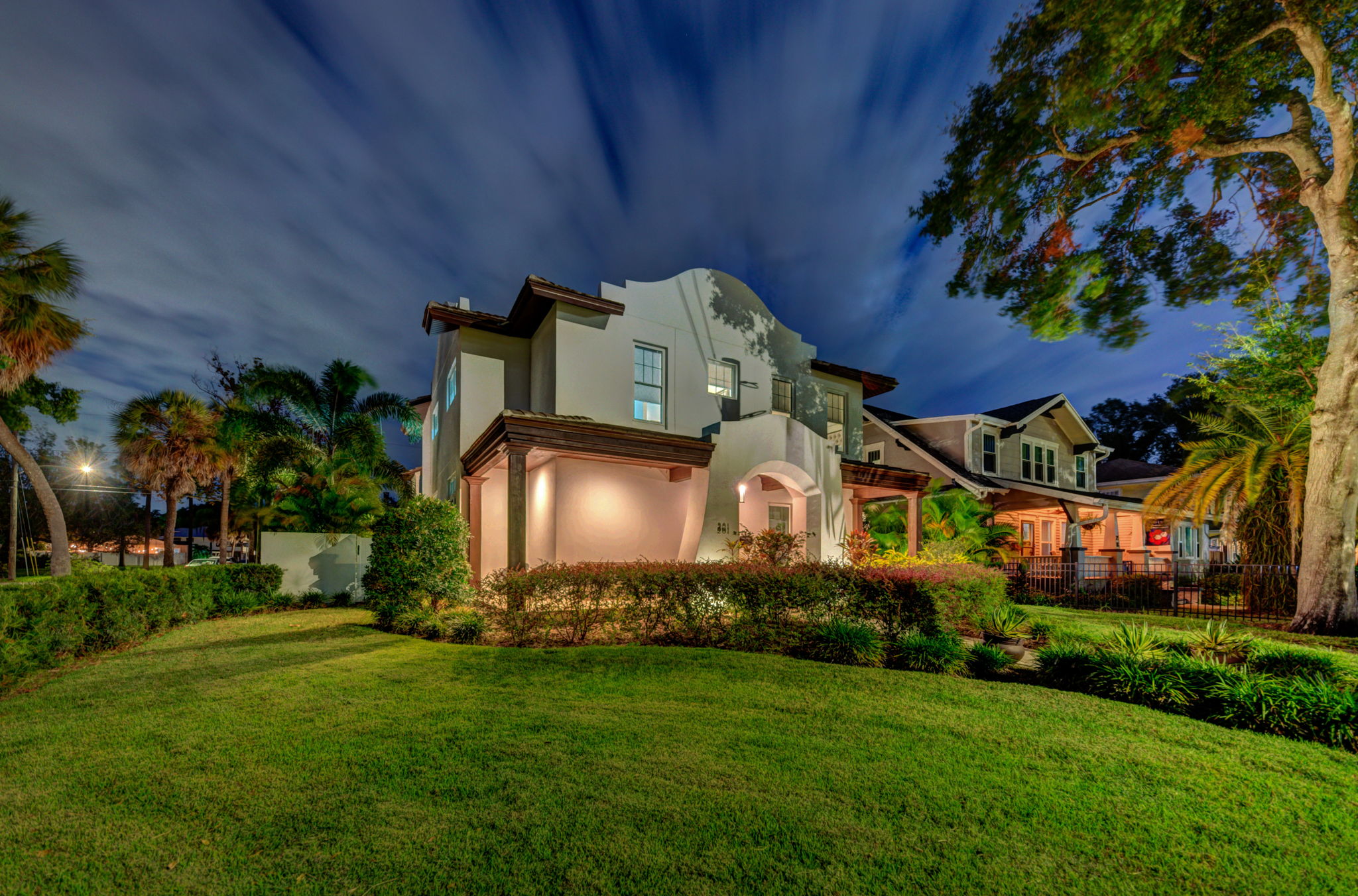Front Exterior6-2