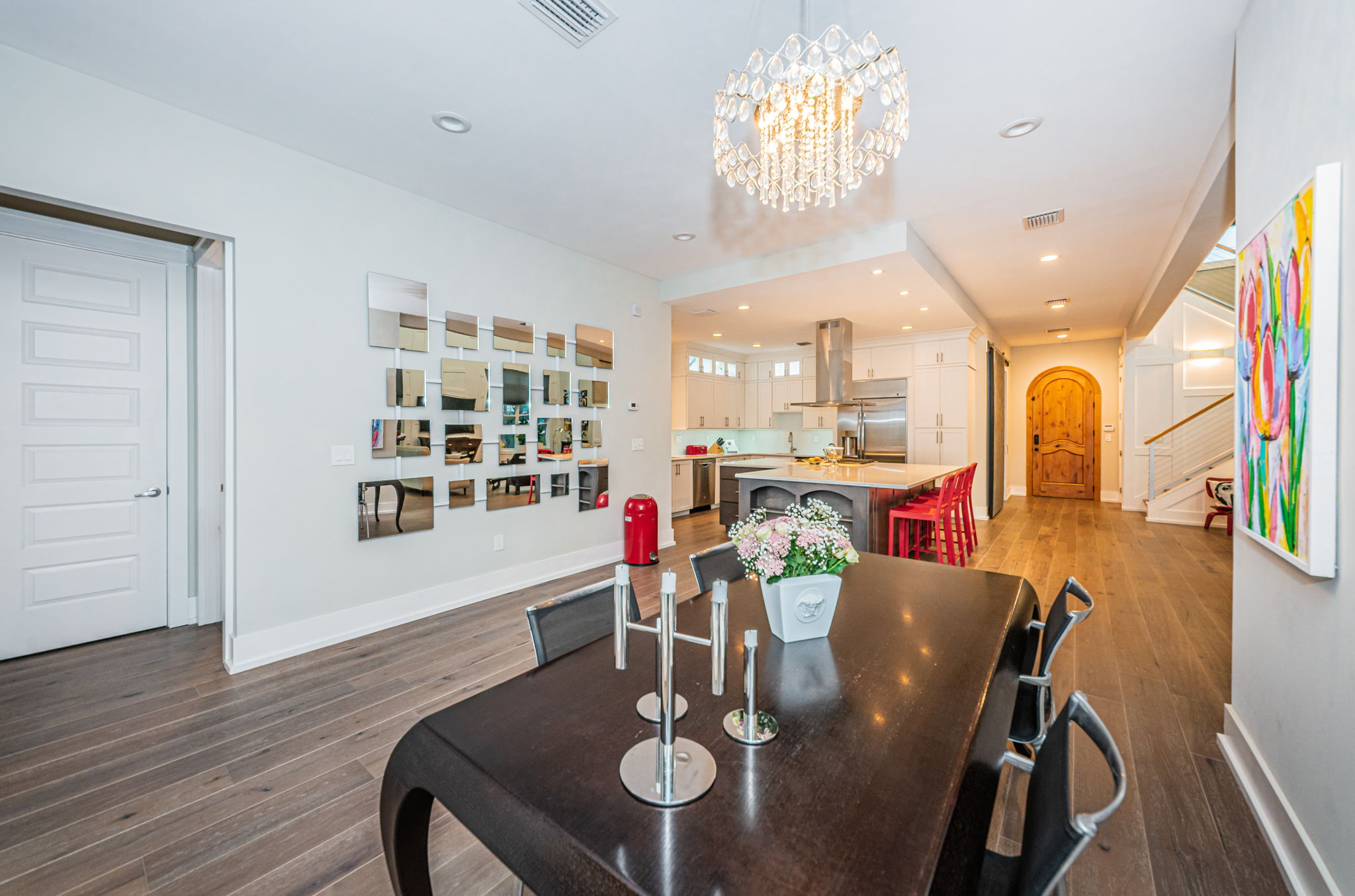 Dining Room3-4
