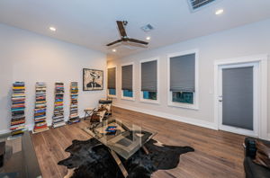 Upper Level Bonus Room1b