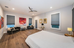 Upper Level Master Bedroom1c