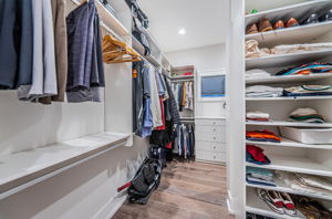 Upper Level Master Bedroom Walk-in Closet1a