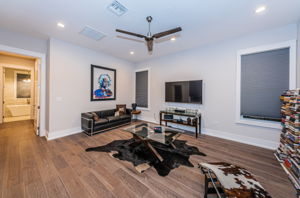 Upper Level Bonus Room1d