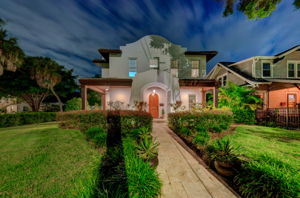Front Exterior5-3