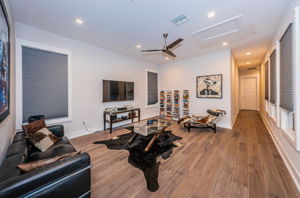 Upper Level Bonus Room1a