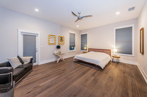 Upper Level Master Bedroom1b