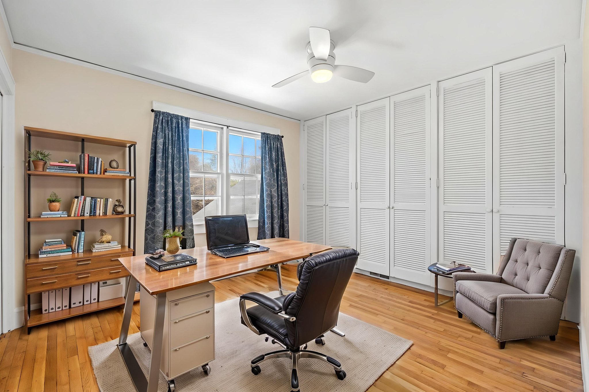 HXP04178 virtually staged.jpeg