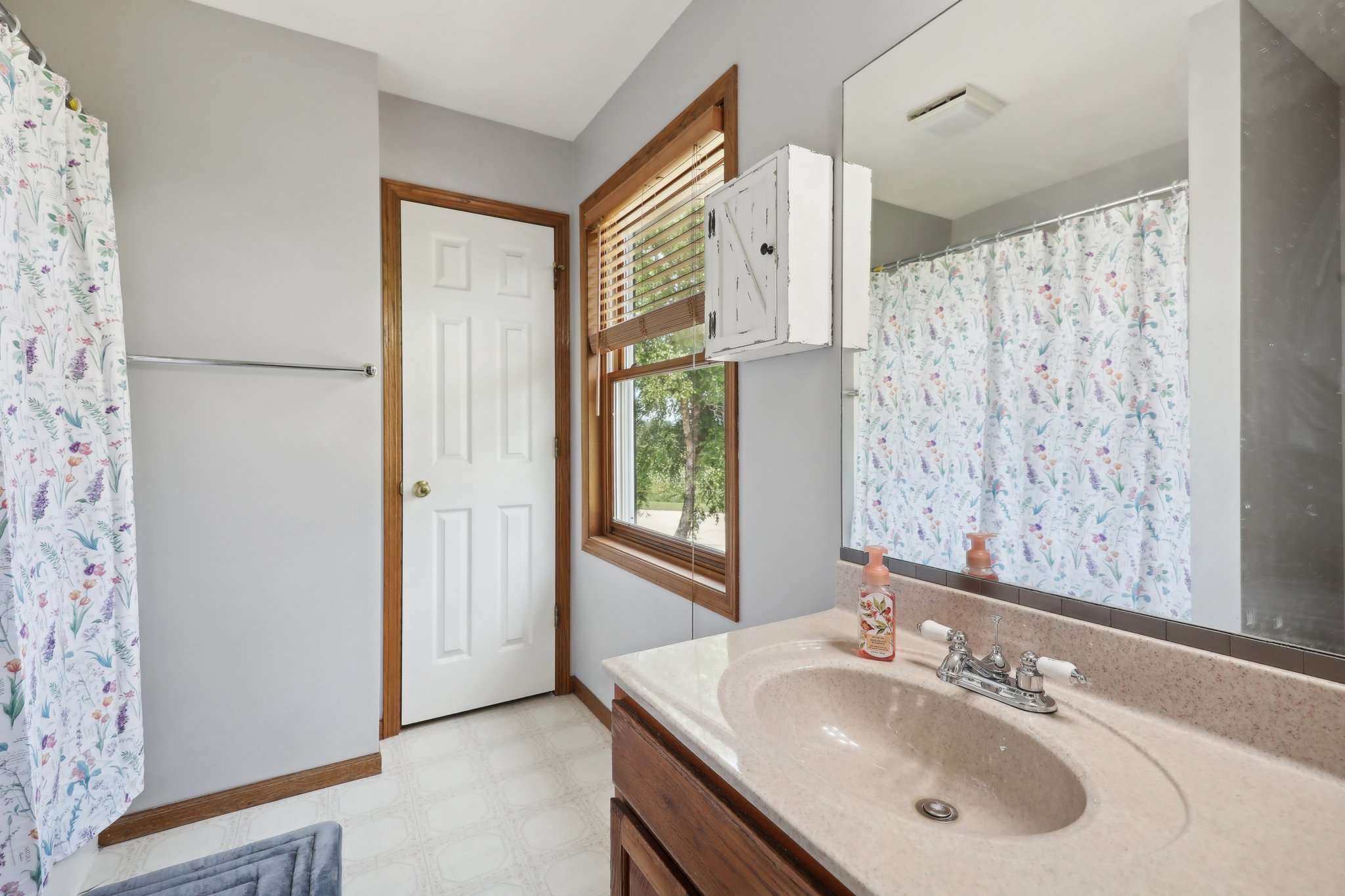 Breezy Point Dr-018.jpg