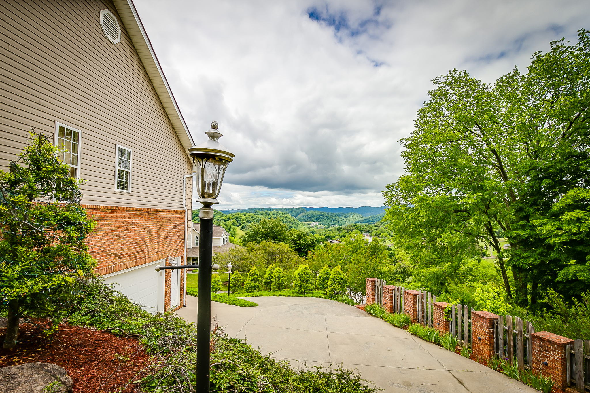 201 Briarfield Dr, Kingsport, TN 37660, USA Photo 41