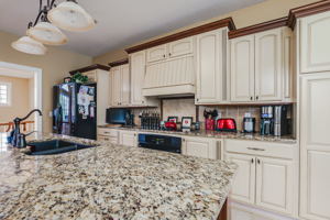 201 Briarfield Dr, Kingsport, TN 37660, USA Photo 21